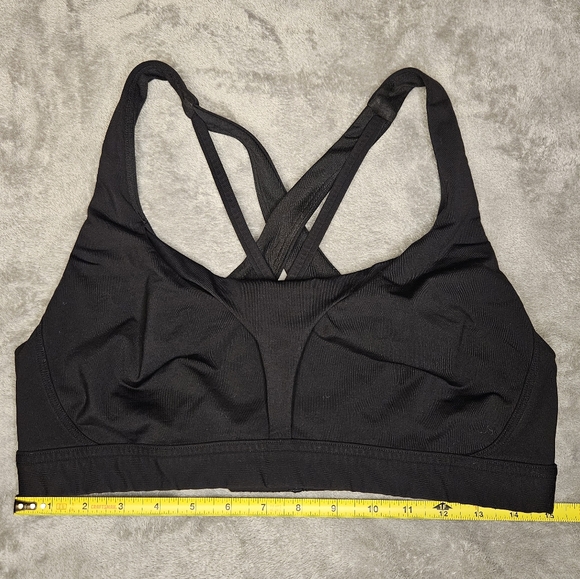 G163. Lululemon Stash It All Bra in Black - Size 12 - Picture 4 of 8